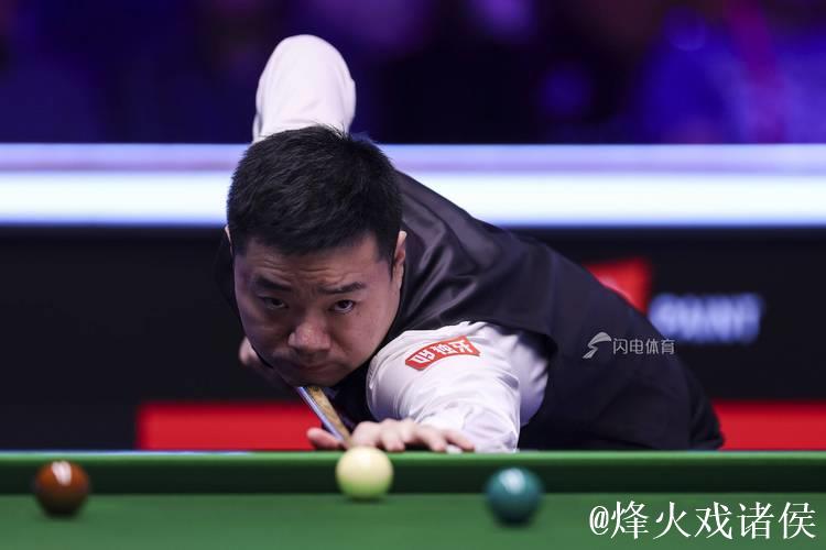斯诺克英锦赛-丁俊晖力克徐思 晋级16强